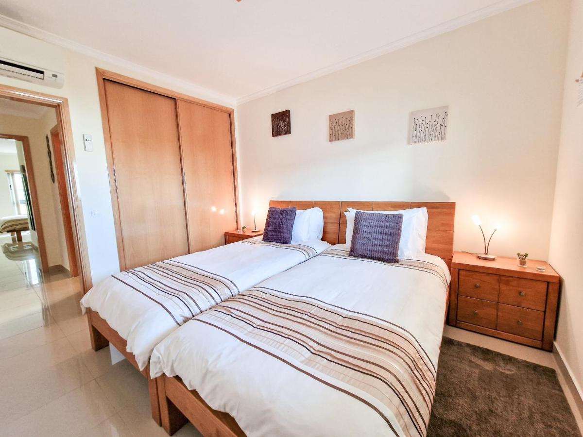 Apartment Rocha Oceano Azul Charming Portimão Dış mekan fotoğraf